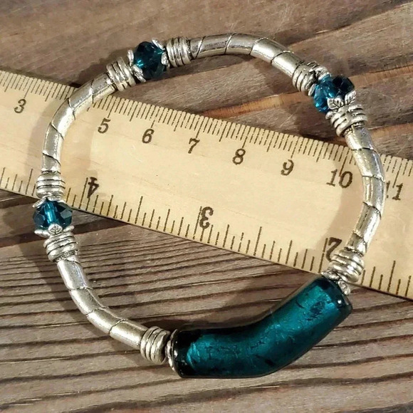 Handcrafted Edgy Silver Teal Green Bracelet - Picture 6 of 6